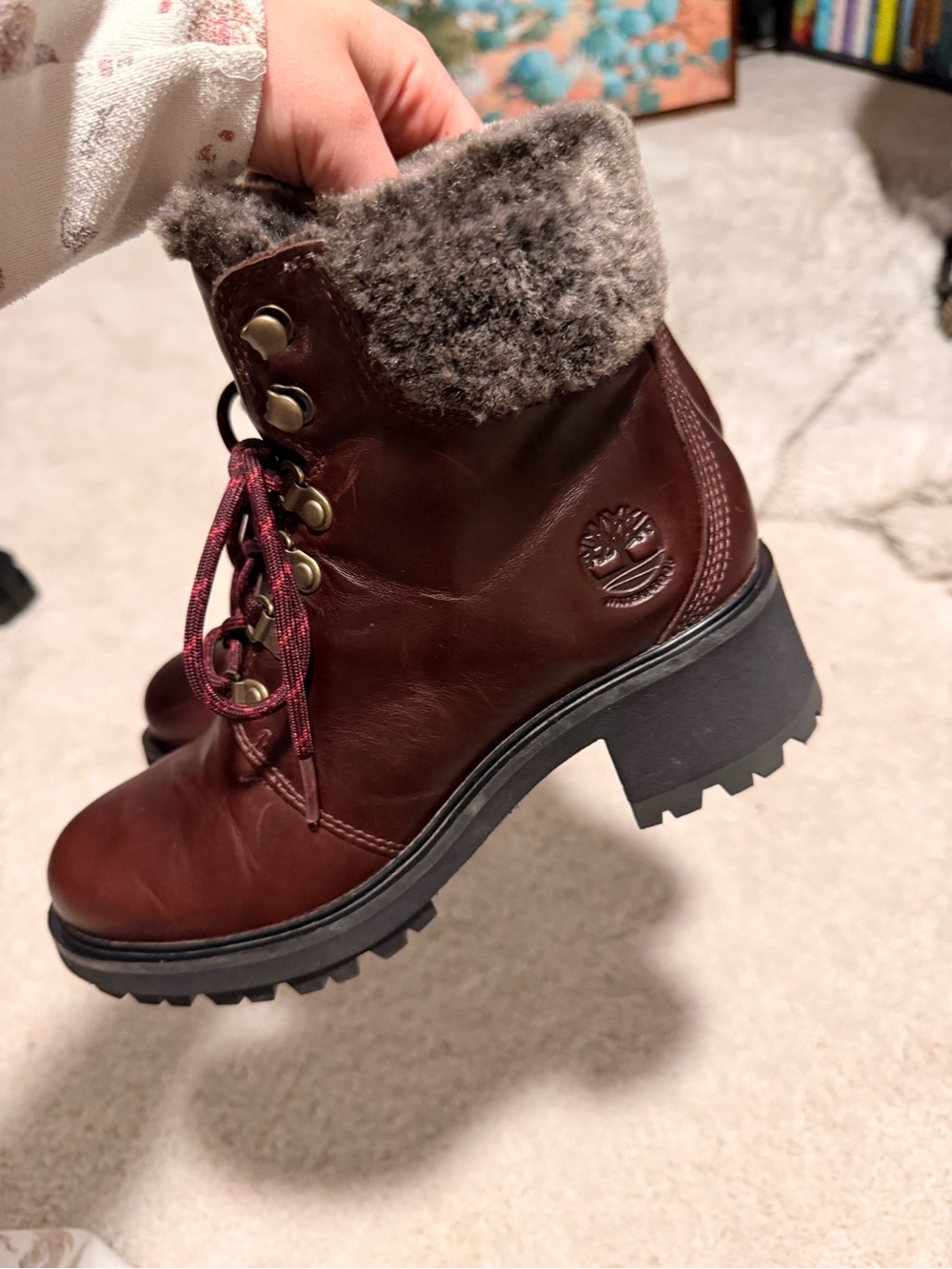 Timberland Women's Kinsley Burgundy Leather Lace-Up Ankle Boots Faux Fur Collar